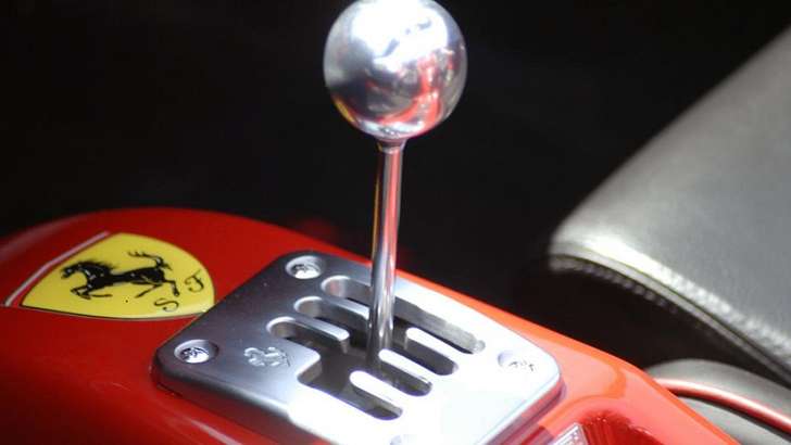 Ferrari механик узатмалар қутисидан воз кечди