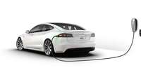 Tesla Model S АҚШда Mercedes S-Class ва BMW 7 русумларидан ҳам яхшироқ сотилмоқда