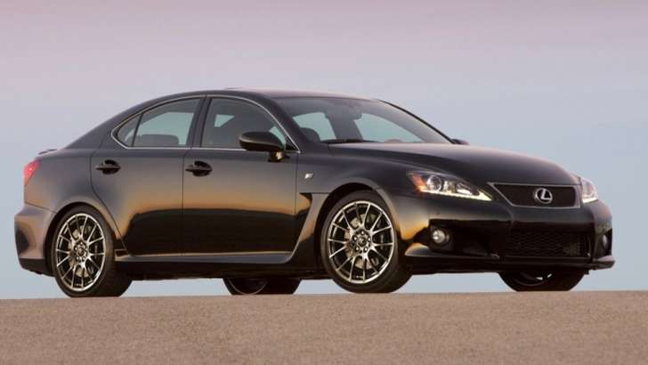 Lexus: Бир миллионта IS моделлари сотилди