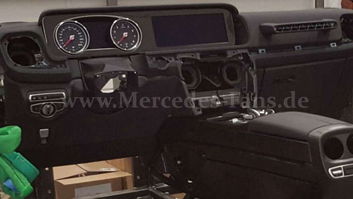 Жосуслар янги Mercedes-Benz G-Class’нинг салонини суратга олди