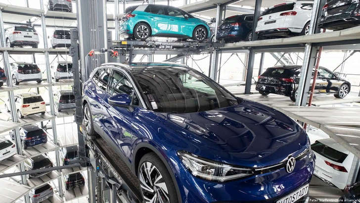 Germaniya avtomobil bozorida 2022-yilda elektromobillar ko‘proq talabga ega bo‘ldi