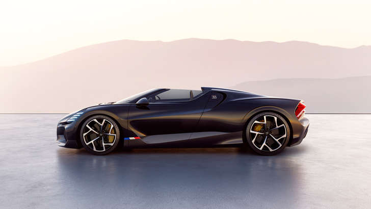 Kutib oling! Bugatti kompaniyasi yangi superkar premyerasini e'lon qildi — W16 Mistral